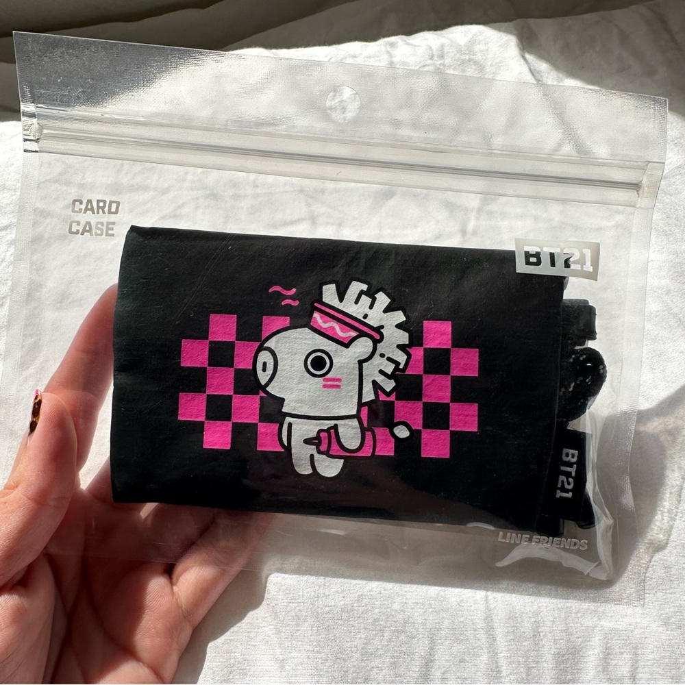 BT21 Mang Card Case